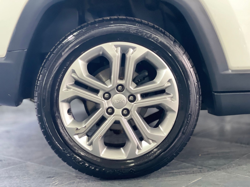 jeep compass 1.3 t270 turbo flex longitude at6 4p automatico 2022 jeep compass 1.3 t270 turbo flex longitude at6 4p automatico 2022