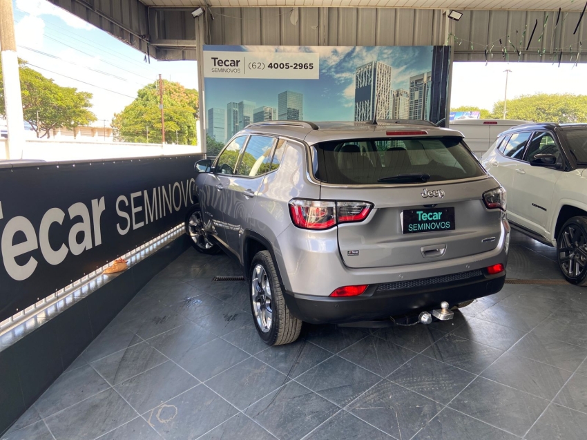 jeep compass 2.0 16v flex longitude automatico 4p 2019