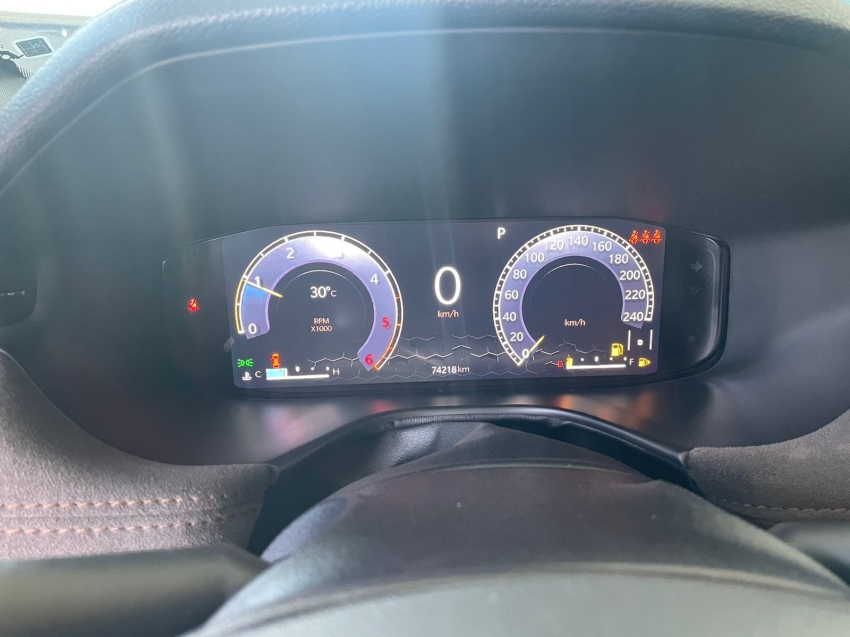 jeep commander 2.0 td380 turbo diesel overland at9 4p automatico 20227