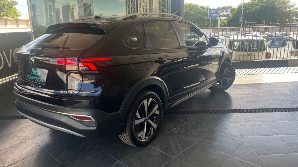 volkswagen nivus 1.0 200 tsi total flex highline automatico 4p 20244