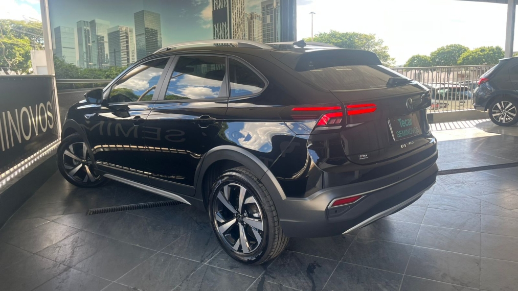 volkswagen nivus 1.0 200 tsi total flex highline automatico 4p 20243