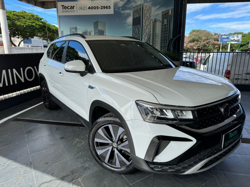 volkswagen taos 1.4 250 tsi total flex comfortline automatico 4p 20251