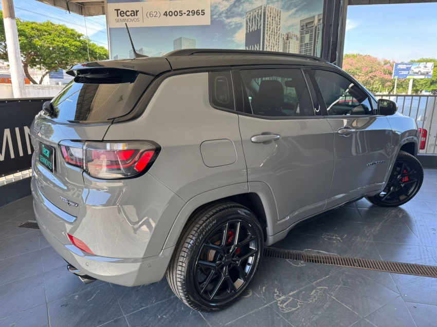 jeep compass 2.0 hurricane 4 turbo gasolina blackhawk at9 4p automatico 20253