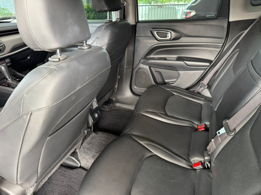 jeep compass 1.3 t270 turbo flex longitude at6 4p automatico 202310