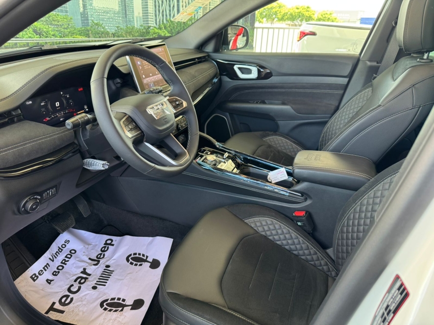 jeep commander 2.0 hurricane 4 turbo gasolina blackhawk at9 4p automatico 202610