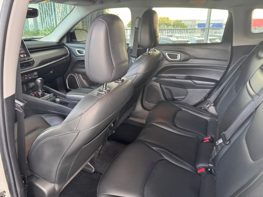 jeep compass 1.3 t270 turbo flex longitude at6 4p automatico 202210