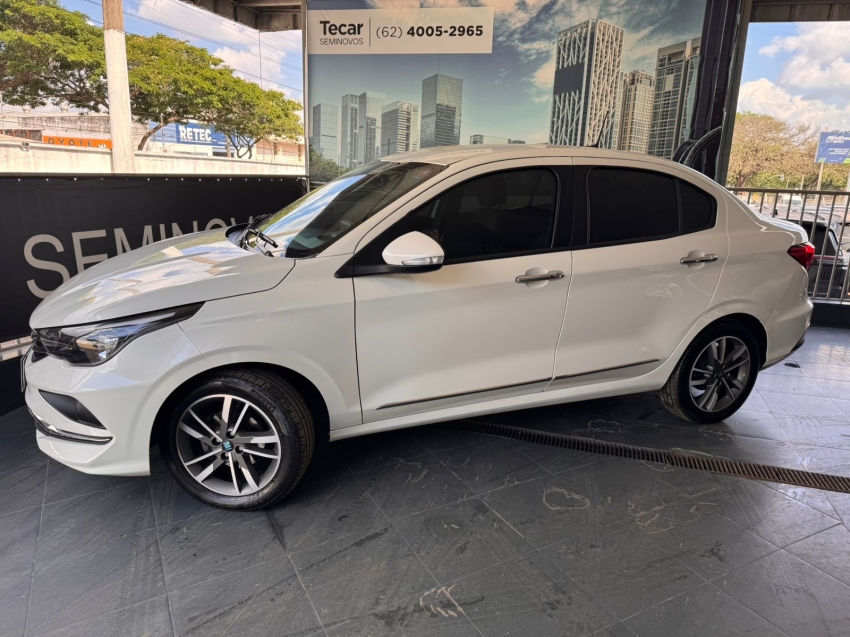 fiat cronos 1.3 firefly flex precision cvt 4p automatico 2025