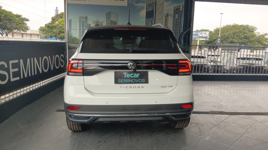 volkswagen t-cross 1.4 250 tsi total flex highline automatico 4p 20235