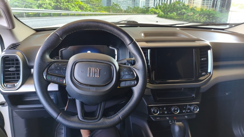 fiat toro 1.3 turbo 270 flex freedom at6 4p automatico 20237