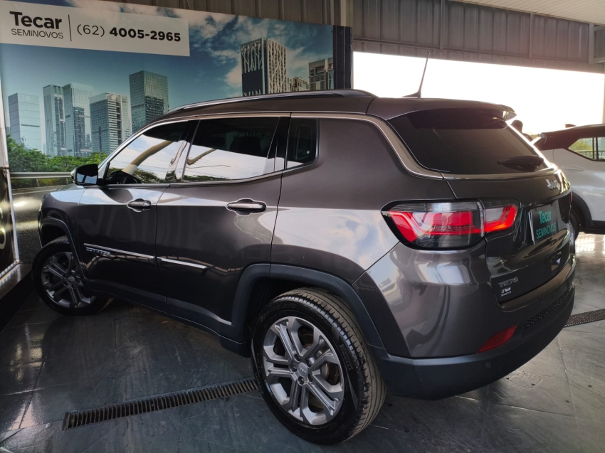 jeep compass 1.3 t270 turbo flex longitude at6 4p automatico 20243