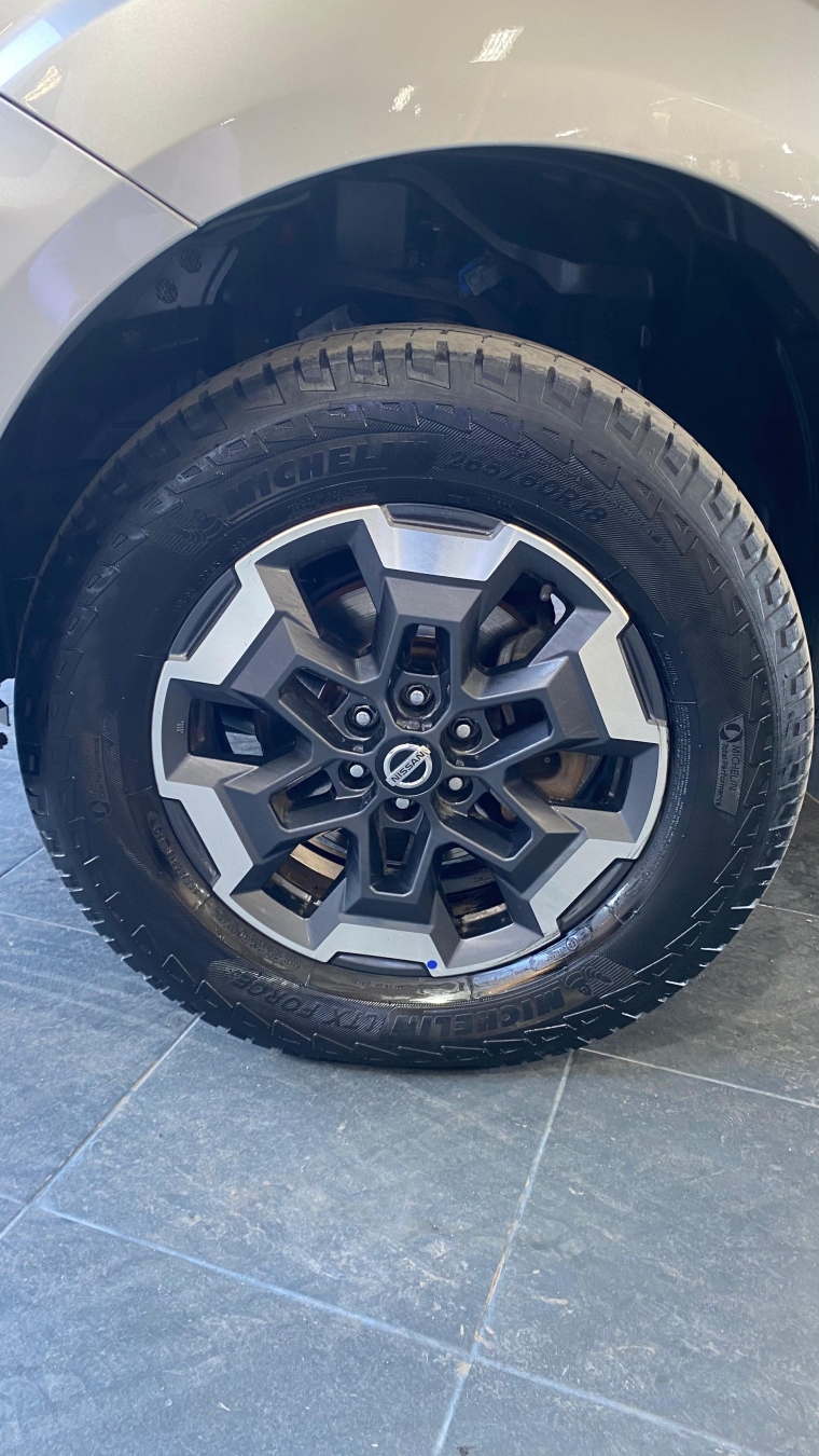 nissan frontier 2.3 16v turbo diesel platinum cd 4x4 automatico 4p 2023