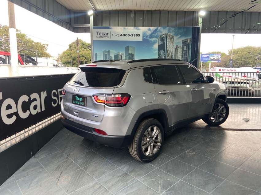 jeep compass 1.3 t270 turbo flex longitude at6 4p automatico 2023