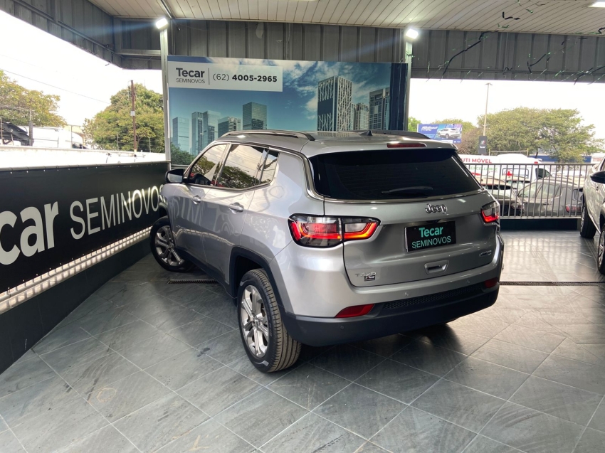 jeep compass 1.3 t270 turbo flex longitude at6 4p automatico 2023