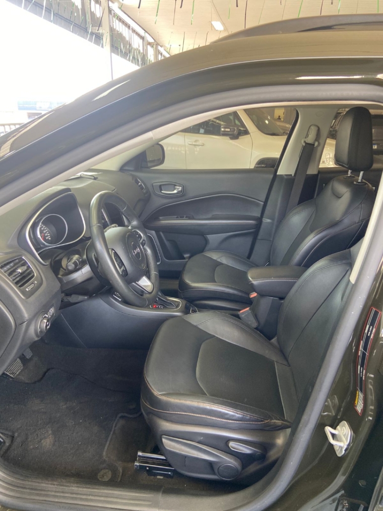 jeep compass 2.0 16v flex longitude automatico 4p 2020