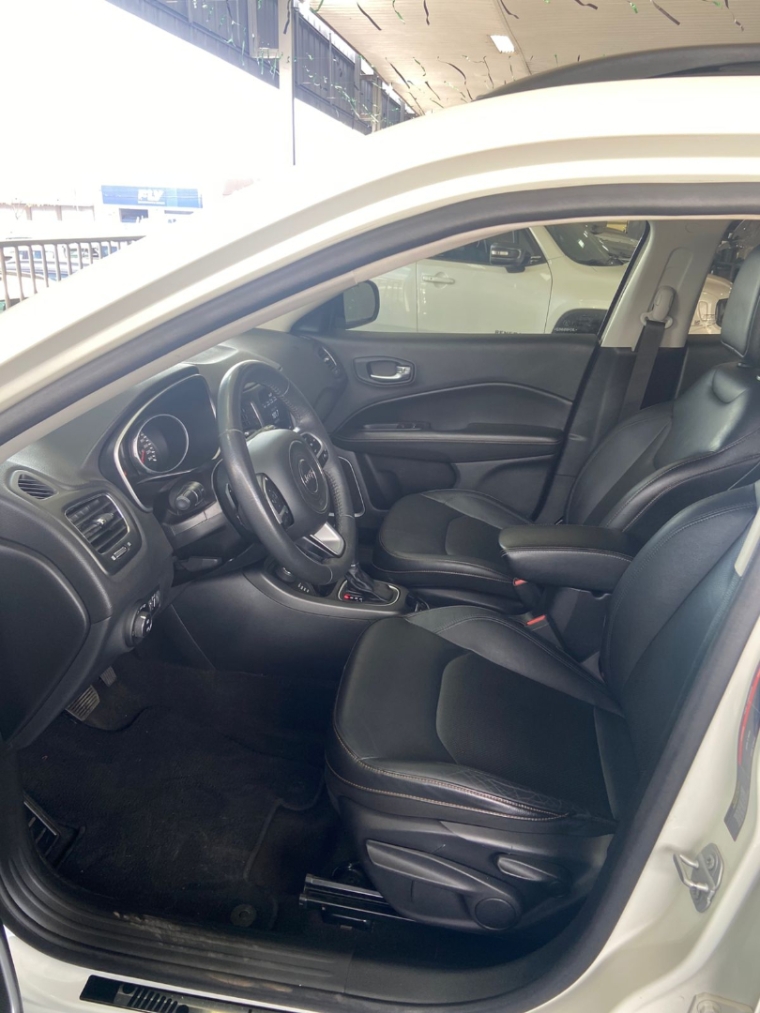 jeep compass 2.0 16v diesel longitude 4x4 automatico 4p 2018