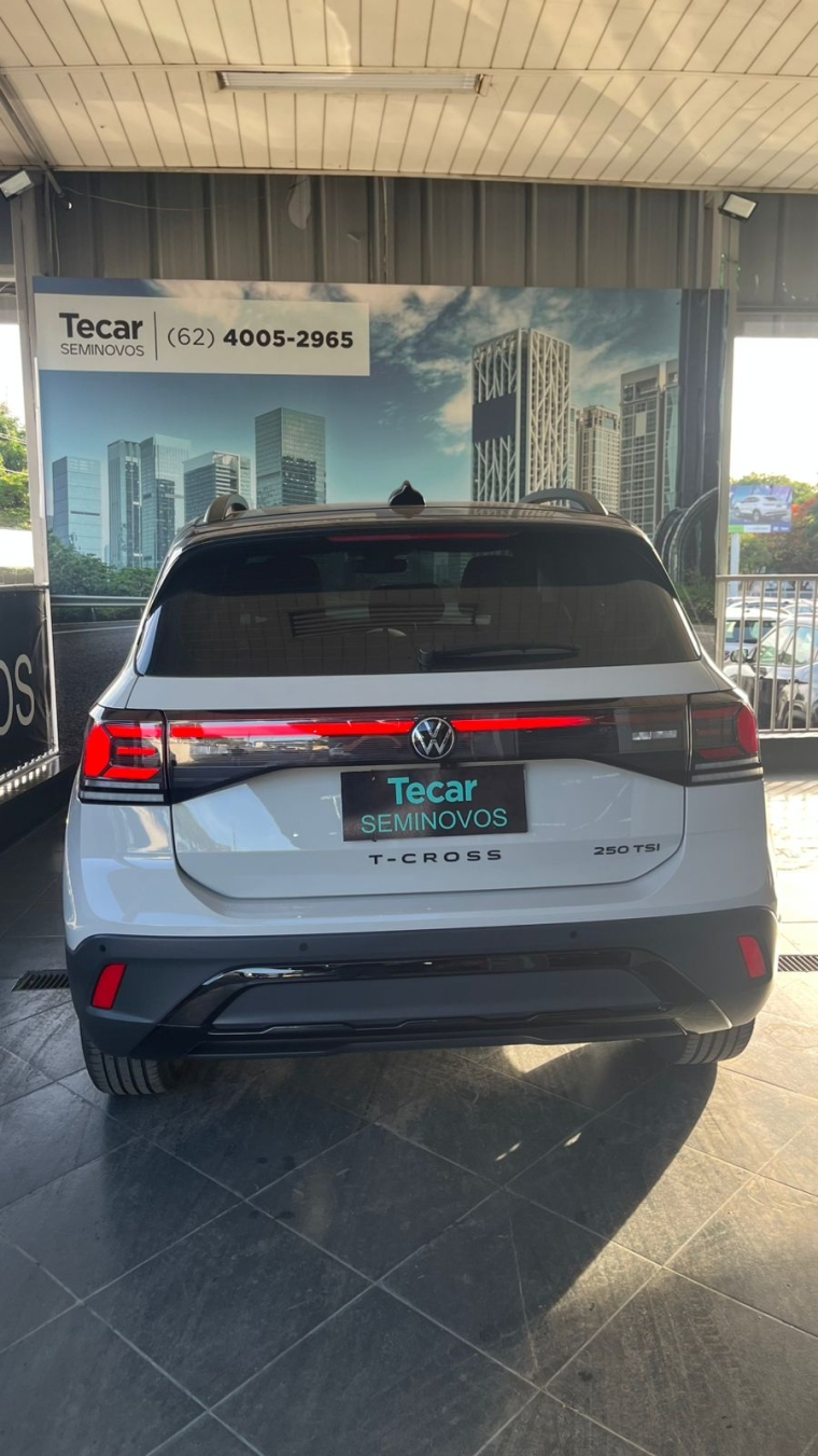 volkswagen t-cross 1.4 250 tsi total flex highline automatico 4p 20253