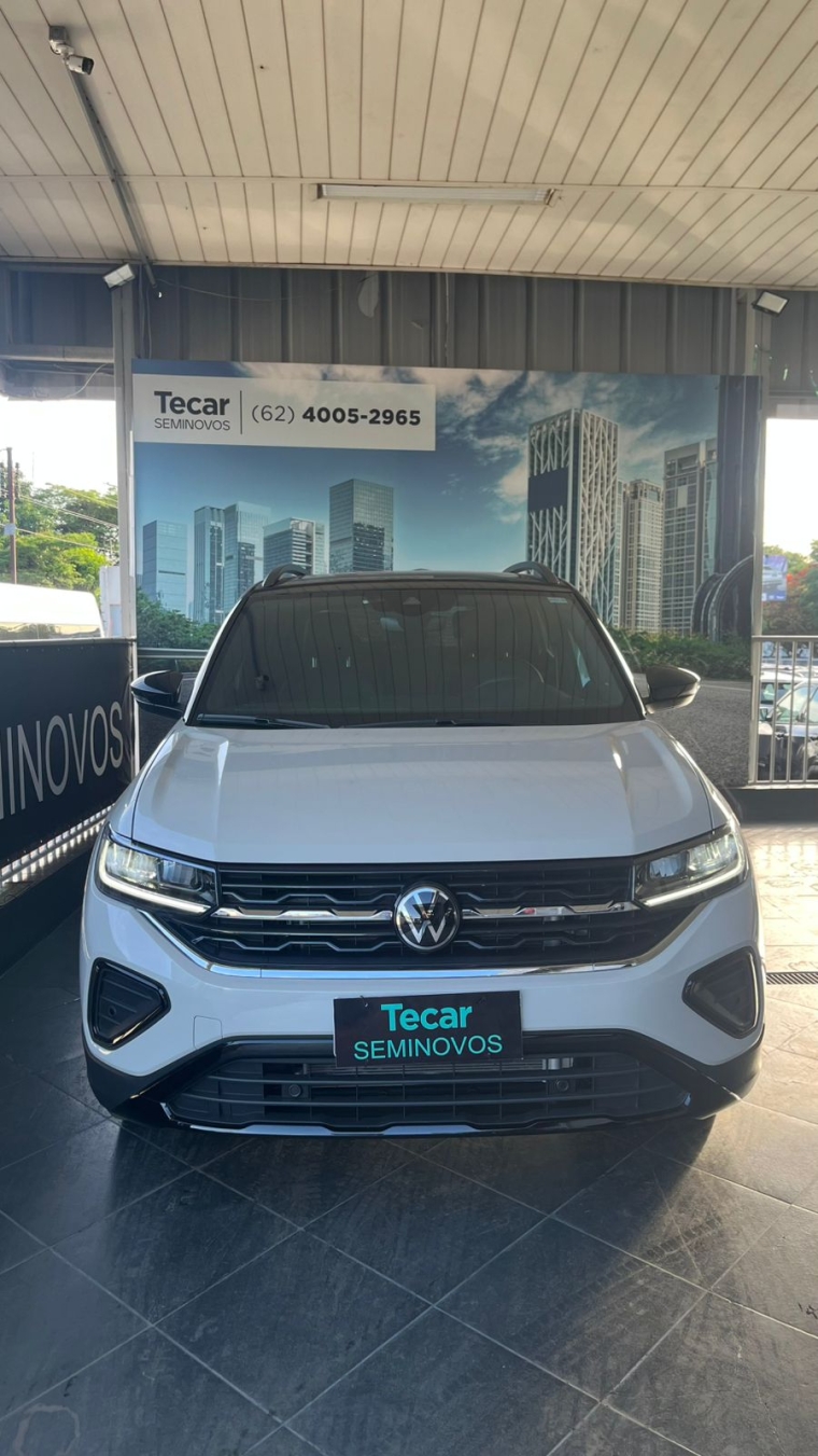 volkswagen t-cross 1.4 250 tsi total flex highline automatico 4p 2025