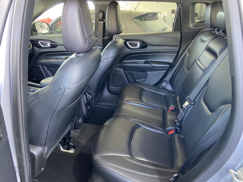 jeep compass 1.3 t270 turbo flex longitude at6 4p automatico 20226