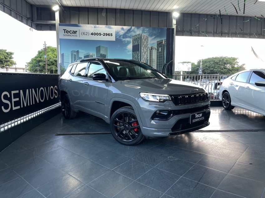 jeep compass 2.0 hurricane 4 turbo gasolina blackhawk at9 4p automatico 20252