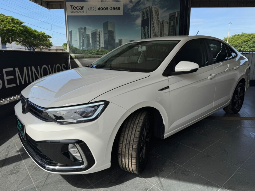 volkswagen virtus 1.0 200 tsi comfortline automatico flex 4p 2025