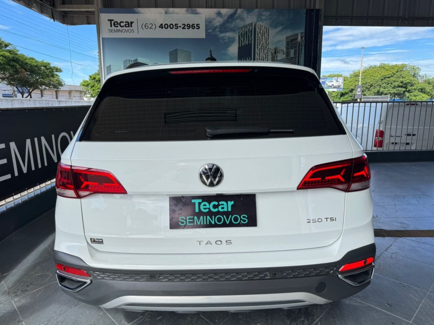 volkswagen taos 1.4 250 tsi total flex comfortline automatico 4p 20255