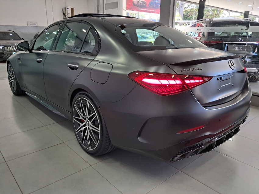 mercedes-benz c 63 amg 2.0 turbo phev s e performance 4matic+ speedshift.
