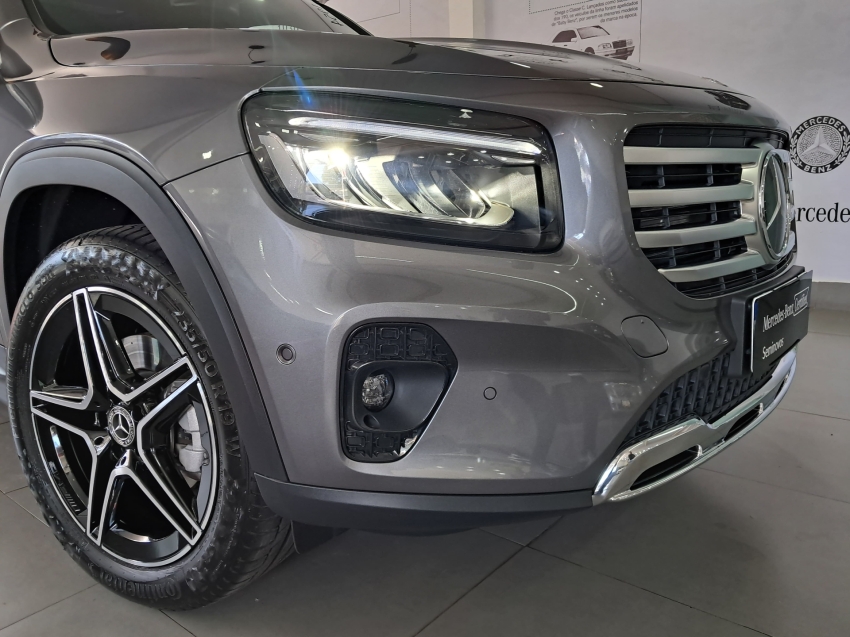 mercedes-benz glb 200 1.3 mhev progressive 7g-dct hibrido 4p automatico 2024