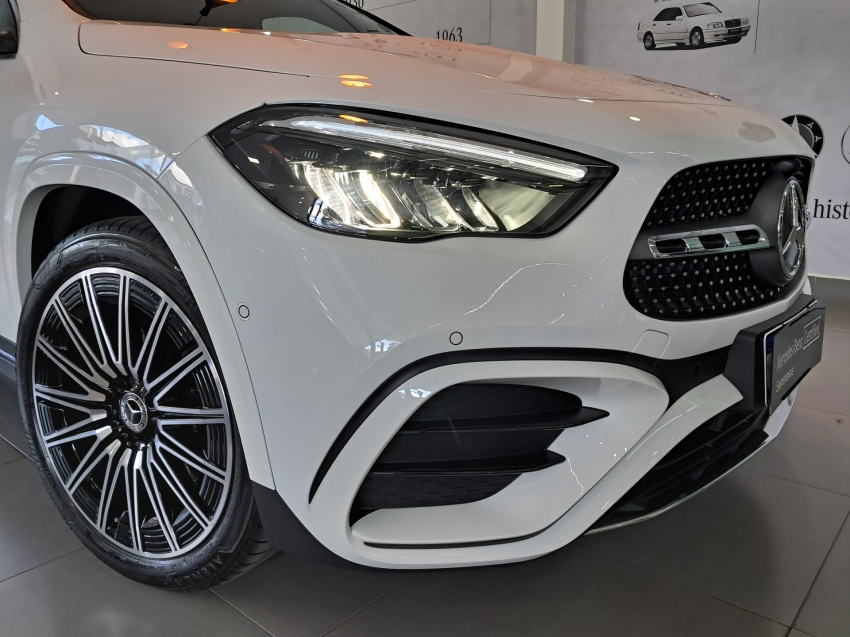 mercedes-benz gla 200 1.3 mhev amg line 7g-dct hibrido 4p automatico 2025