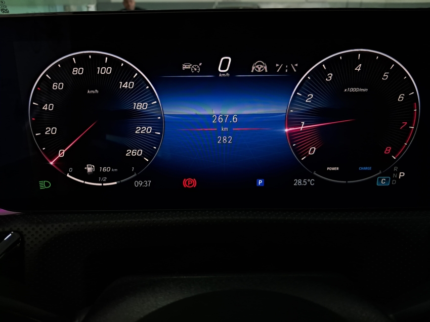 mercedes-benz cla 200 1.3 mhev progressive 7g-dct hibrido 4p automatico 2025