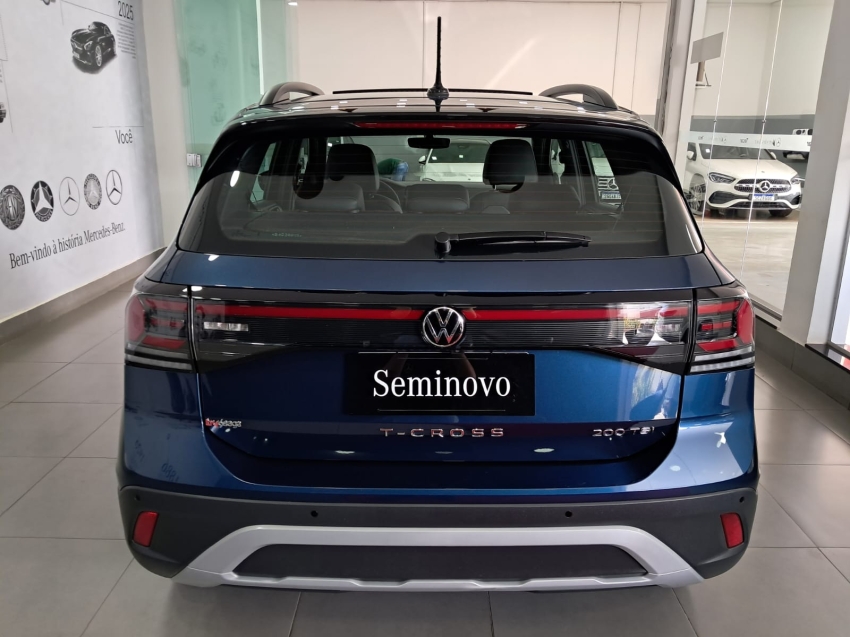 volkswagen t-cross 1.0 200 tsi total flex comfortline automatico 4p 2025