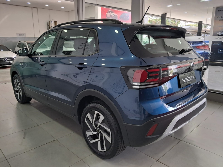 volkswagen t-cross 1.0 200 tsi total flex comfortline automatico 4p 2025