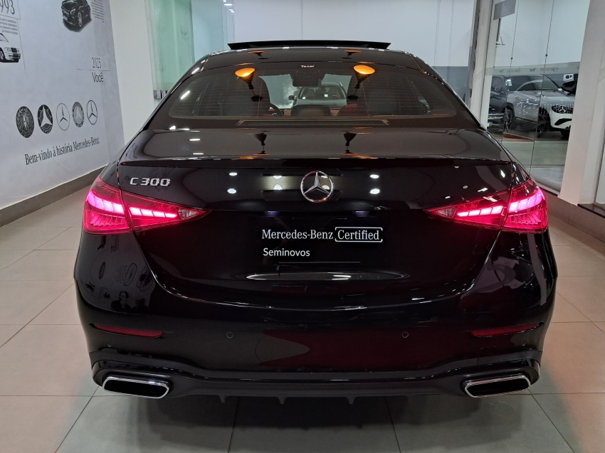 mercedes-benz c 300 2.0 eq boost hibrido amg line 9g-tronic 4p automatico 2024