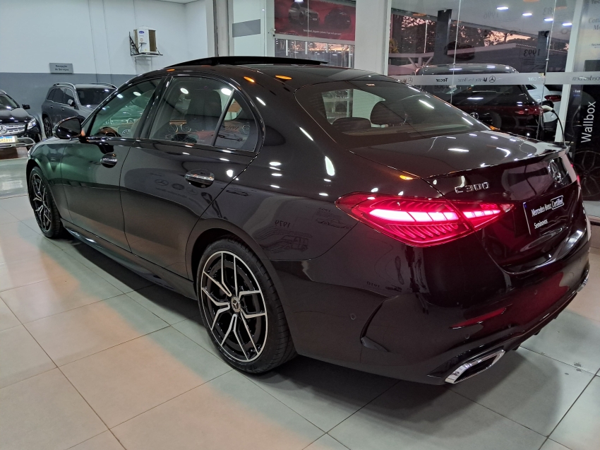 mercedes-benz c 300 2.0 eq boost hibrido amg line 9g-tronic 4p automatico 2024