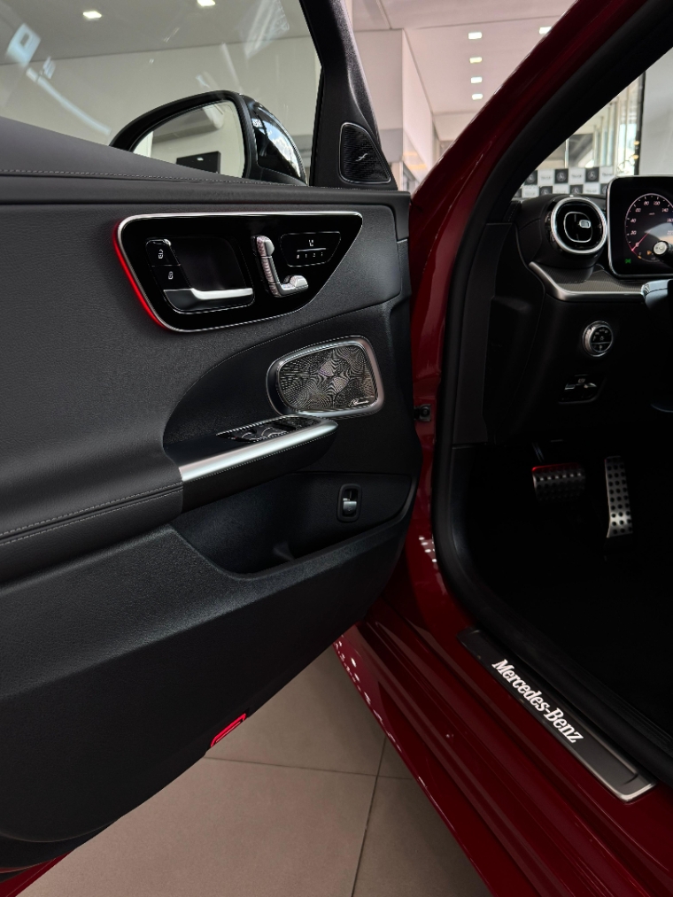 mercedes-benz c 300 2.0 eq boost hibrido amg line 9g-tronic 4p automatico 2024