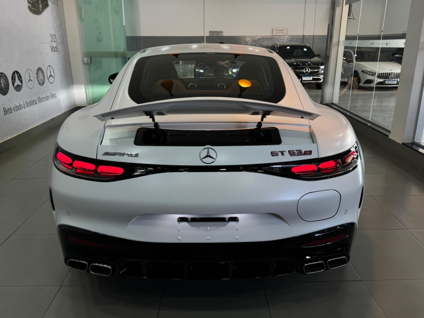 mercedes-benz amg gt 63 4.0 v8 turbo phev s e performance coupe 2p 4matic+ speedshift hibrido automatico 2025