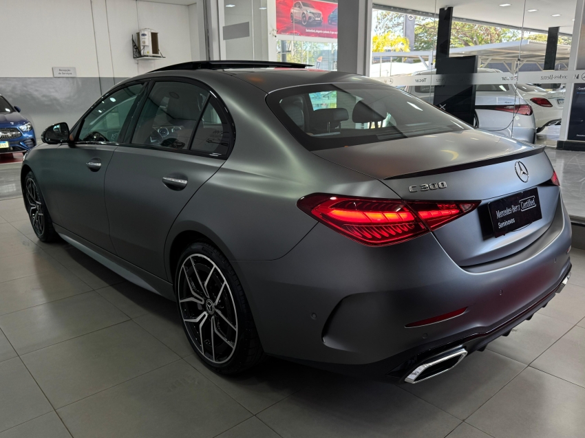 mercedes-benz c 300 2.0 eq boost hibrido amg line 9g-tronic 4p automatico 2023