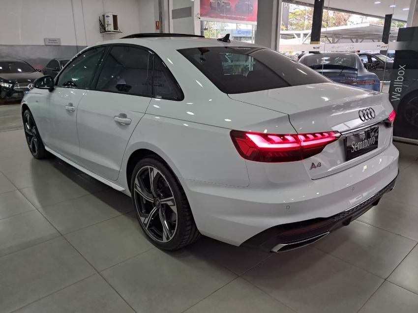 audi a4 2.0 tfsi mhev s line quattro tronic hibrido 4p automatico 2024