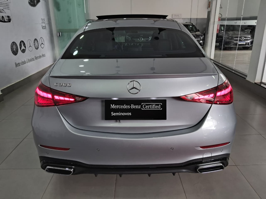 mercedes-benz c 300 2.0 eq boost hibrido amg line 9g-tronic 4p automatico 2025