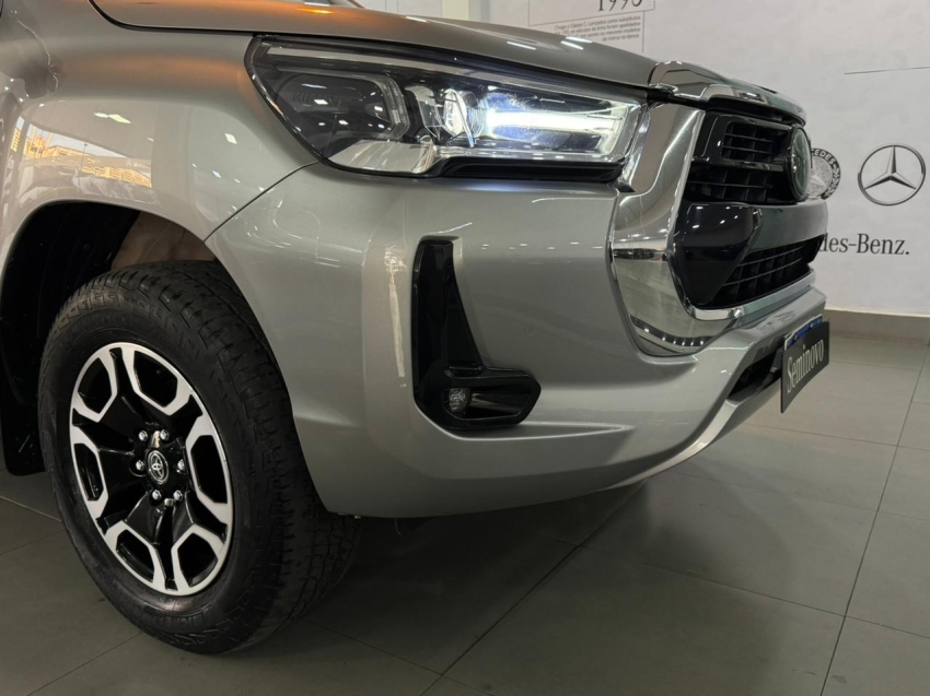 toyota hilux 2.8 d-4d turbo diesel cd srx 4x4 automatico 4p 20211