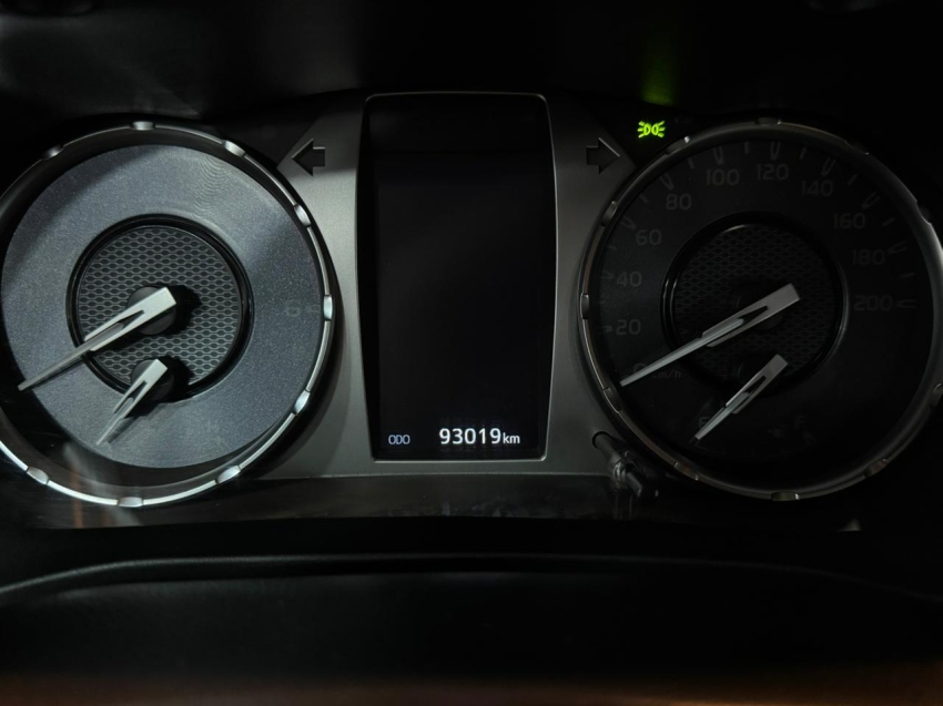 toyota hilux 2.8 d-4d turbo diesel cd srx 4x4 automatico 4p 202110