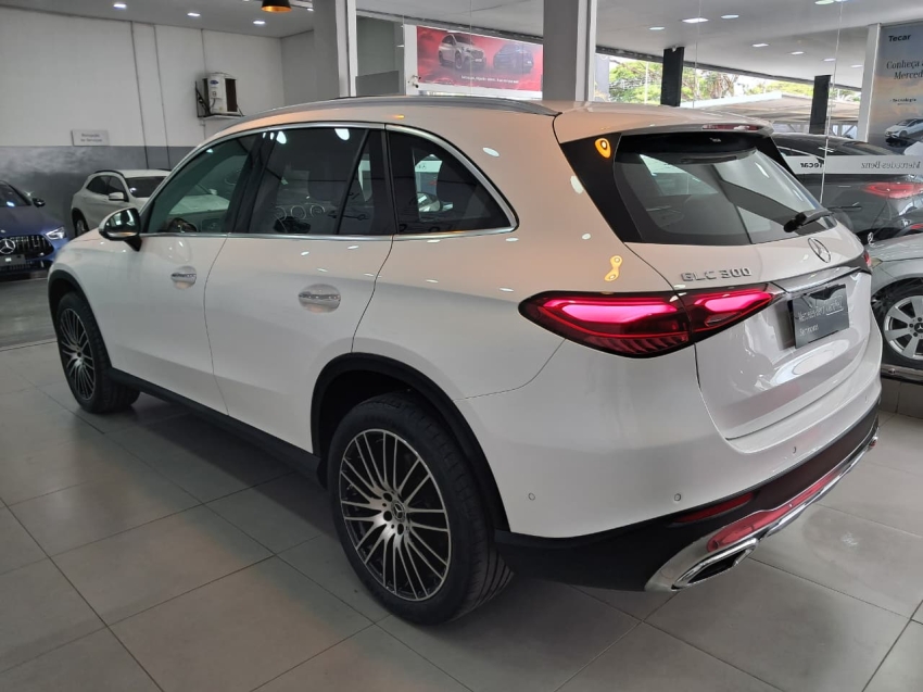 mercedes-benz glc 300 2.0 mhev 4matic 9g-tronic hibrido 4p automatico 20244