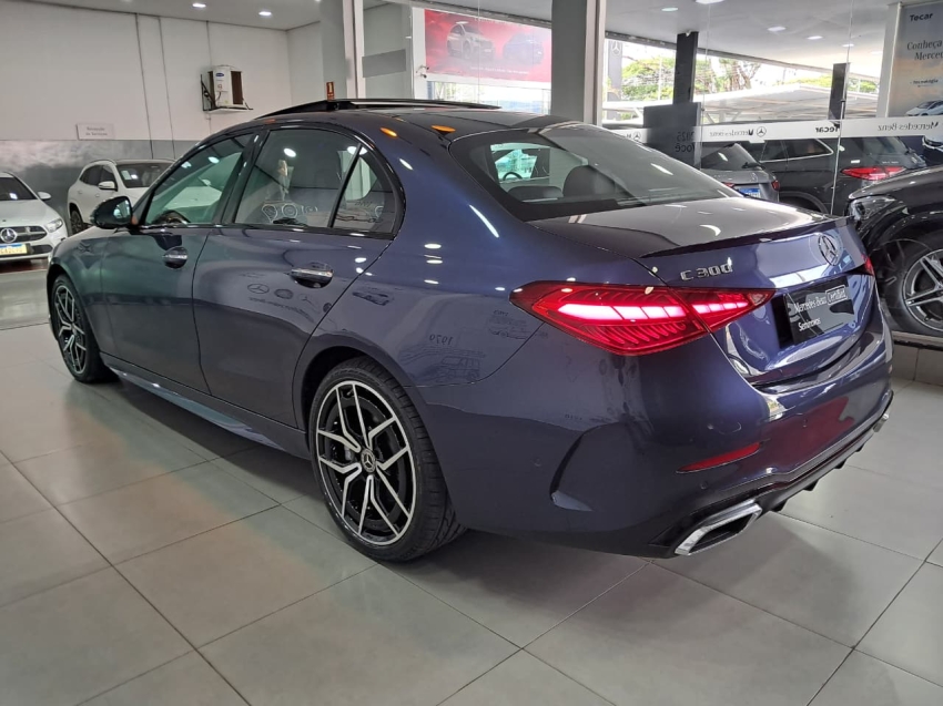 mercedes-benz c 300 2.0 eq boost hibrido amg line 9g-tronic 4p automatico 20234