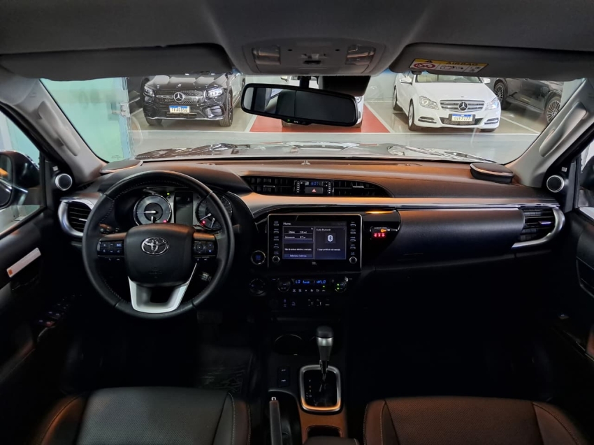 toyota hilux 2.8 d-4d turbo diesel cd srx 4x4 automatico 4p 20238