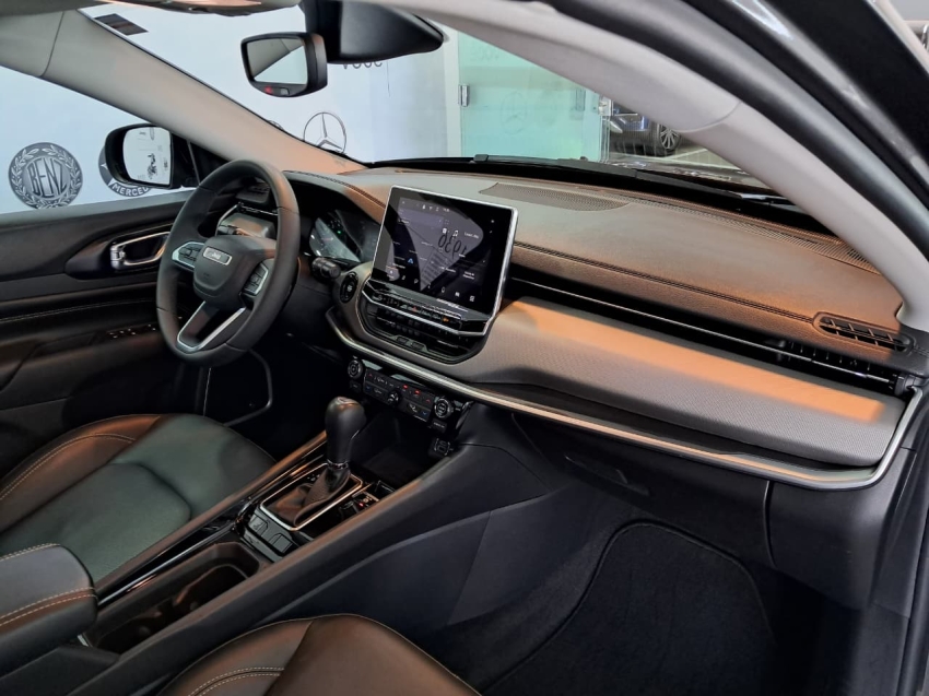 jeep compass 1.3 t270 turbo flex longitude at6 4p automatico 20249