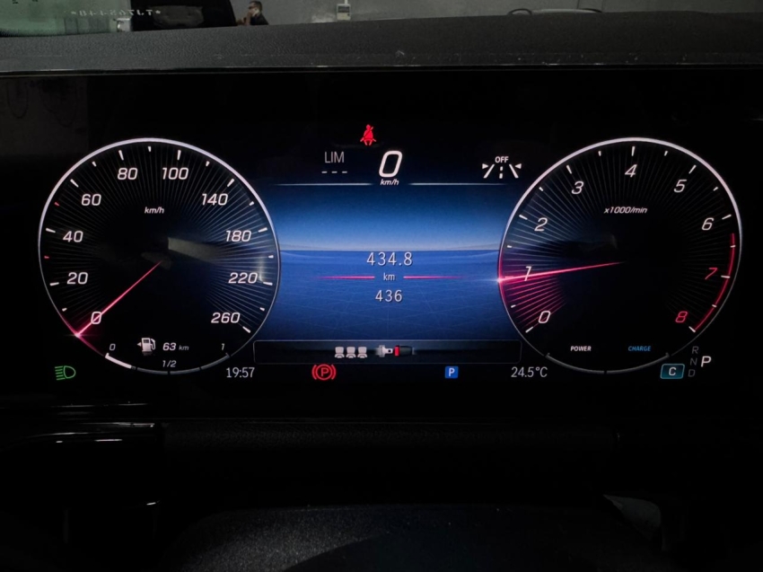 mercedes-benz gla 200 1.3 mhev amg line 7g-dct hibrido 4p automatico 202610