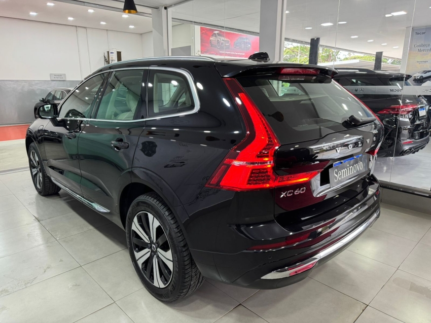 volvo xc60 t8 plus2