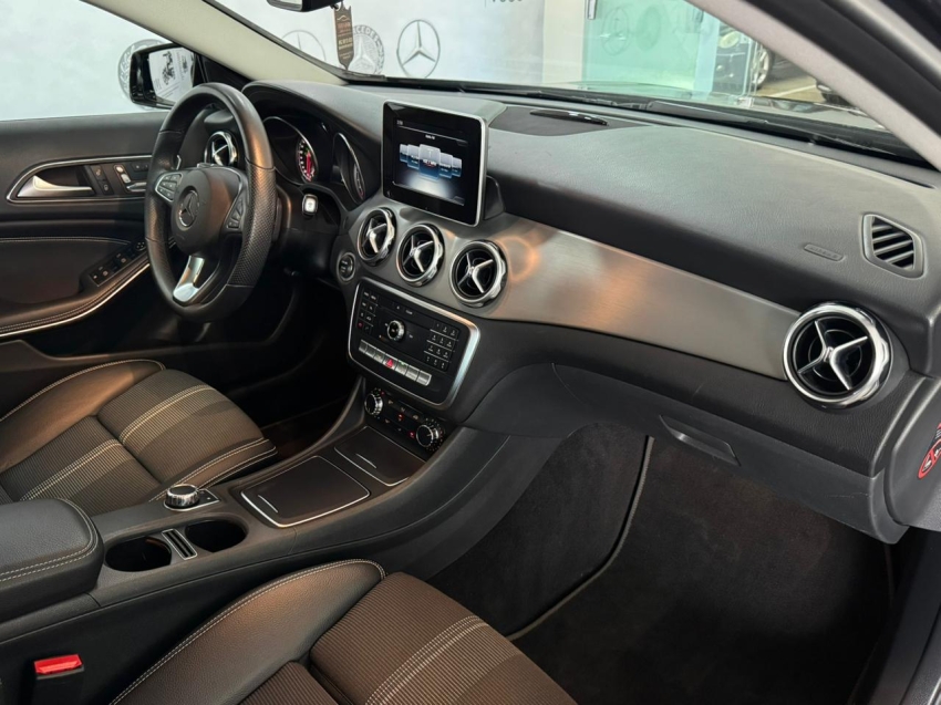 mercedes-benz gla 200 1.6 cgi flex advance 7g-dct 4p automatico 20199
