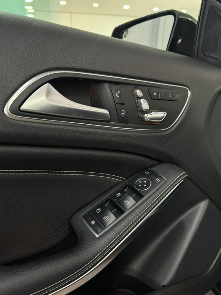 mercedes-benz gla 200 1.6 cgi flex advance 7g-dct 4p automatico 201913