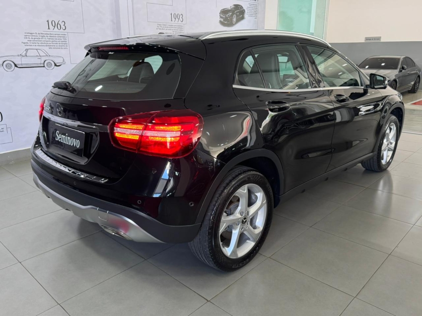 mercedes-benz gla 200 1.6 cgi flex advance 7g-dct 4p automatico 20196