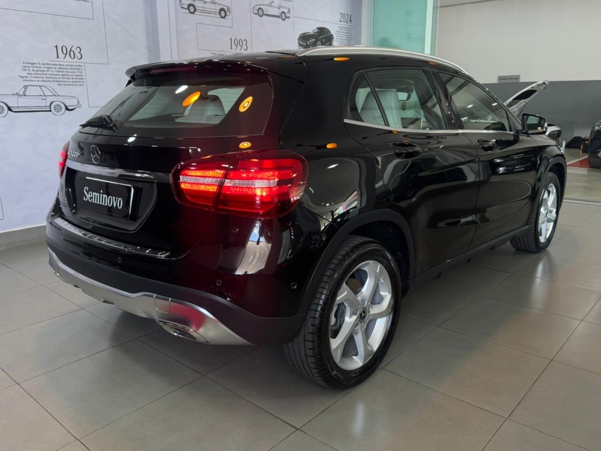 mercedes-benz gla 200 1.6 cgi flex advance 7g-dct 4p automatico 20186